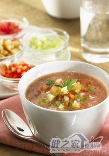 煲汤诀窍 适宜在白天喝的3种汤