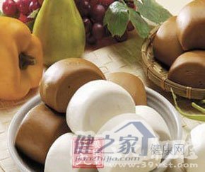 馒头牛奶餐中有 “黄金早餐”不可少