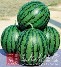 夏季水果减肥 水果颜色尤为重要(4)