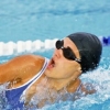 详解游泳前的热身运动怎么做