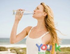 专家提醒 6种水易伤健康不适长期喝