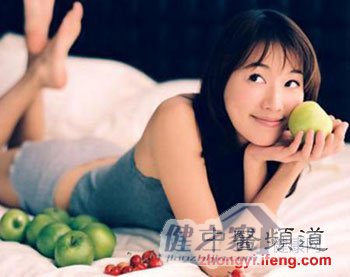 女性5大补血养生法 让你面若桃花(图)